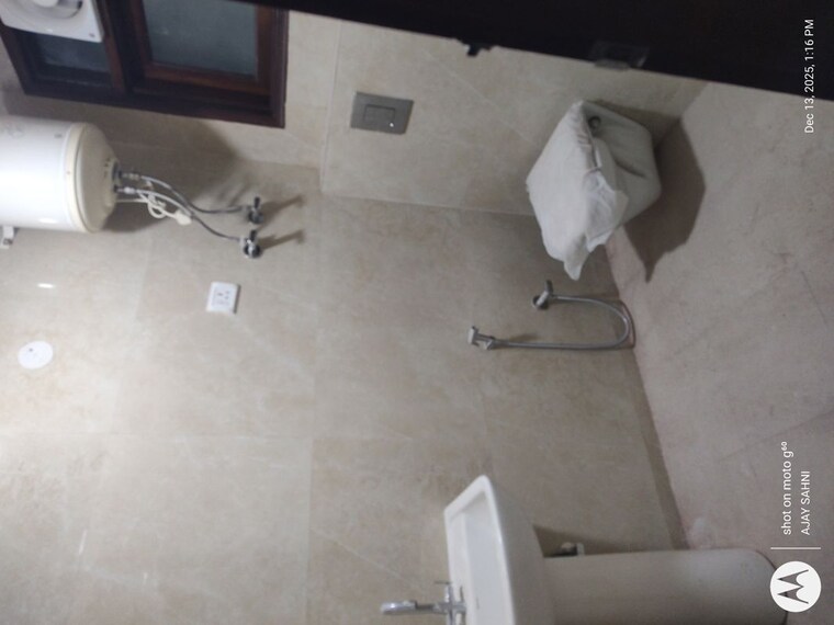 Bathroom, mehrauli 3 Bedroom 1250 Sq.Ft. Builder Floor In Mehrauli Delhi 9774415