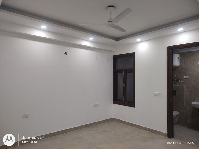 Room, mehrauli 3 Bedroom 1200 Sq.Ft. Builder Floor In Mehrauli Delhi 9774420