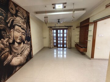 Living Room in 3.5 BHK Apartment at Ashok Nagar – for Rent