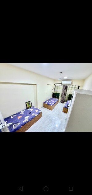 Master Bedroom in  Pg at Santacruz East – for Rent
