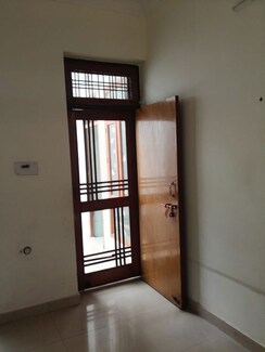 2 BHK + Extra Room Apartment For Rent in Vibhuti Khand