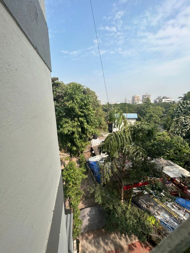 Garden, andheri west 2 Bedroom 1000 Sq.Ft. Apartment In Andheri West Mumbai 9774460