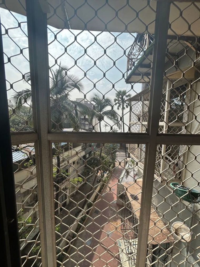 Balcony, andheri west 2 Bedroom 1000 Sq.Ft. Apartment In Andheri West Mumbai 9774460