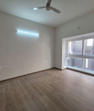 Room in 4 BHK Villa at Birla Alokya, Koralur – for Rent