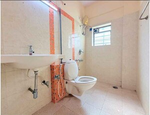 Bathroom in 2 BHK Apartment at Jb Nagar – for Rent