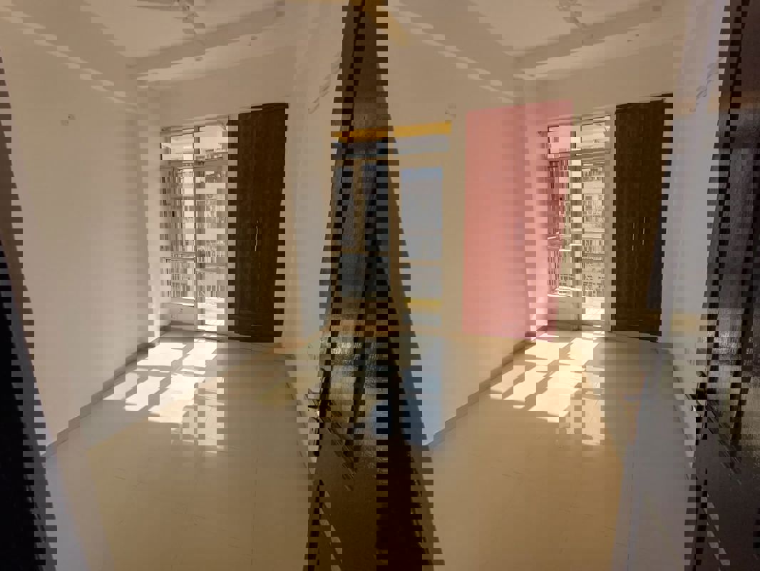 3 BHK + Pooja Room Apartment For Sale in Amrapali Golf Homes