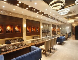  Showroom For Rent in Gomti Nagar