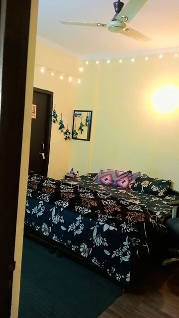 Bedroom in 2 BHK Apartment at Aims Golf City, Sector 75 – for Rent