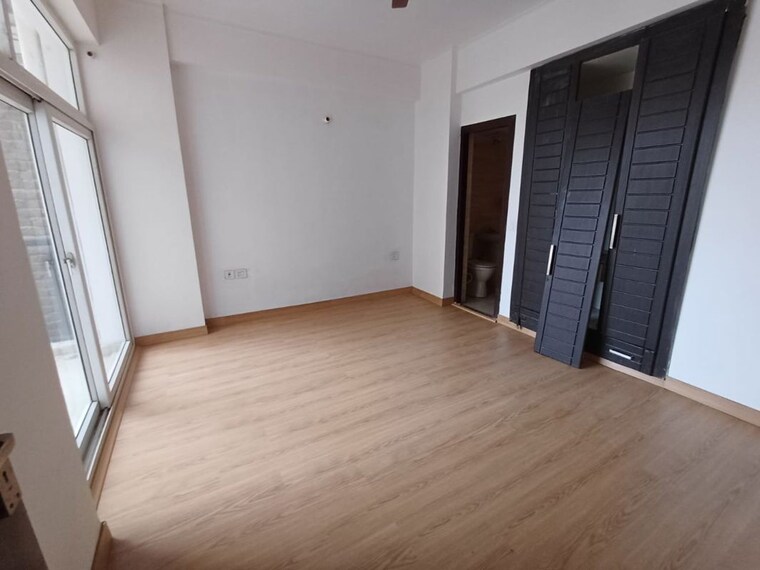 Room, apex-the-rio 3.5 Bedroom 3695 Sq.Ft. Apartment In Ahinsa Khand 2 Ghaziabad 9774530