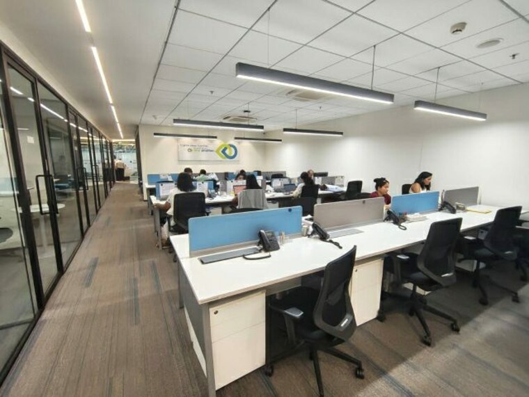Team Area, atlanta-santacruz-west Commercial Office Space 1200 Sq.Ft. In Santacruz West Mumbai 9774542