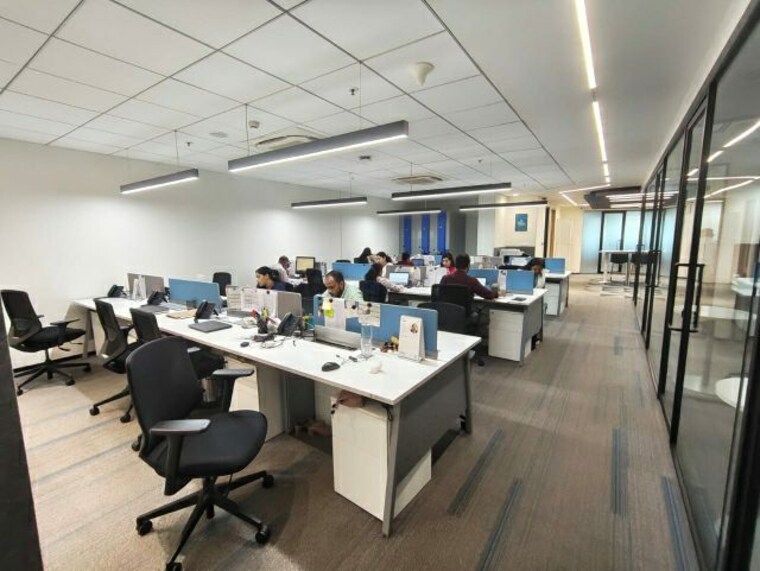 Team Area, atlanta-santacruz-west Commercial Office Space 1200 Sq.Ft. In Santacruz West Mumbai 9774542