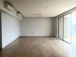 Room in 4 BHK Apartment at Hiranandani Rodas Enclave Leona, Ghodbunder Road – for Sale