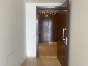 Room in 4 BHK Apartment at Hiranandani Rodas Enclave Leona, Ghodbunder Road – for Sale
