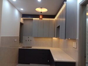 Furnished Amenities in 3 BHK Builder Floor at Nawada – for Sale