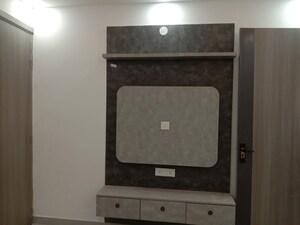 Furnished Amenities in 3 BHK Builder Floor at Nawada – for Sale