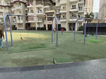 2.5 BHK Apartment – Garden View at Samridhi Grand Avenue, Tech Zone 4 Greater Noida - for Rent