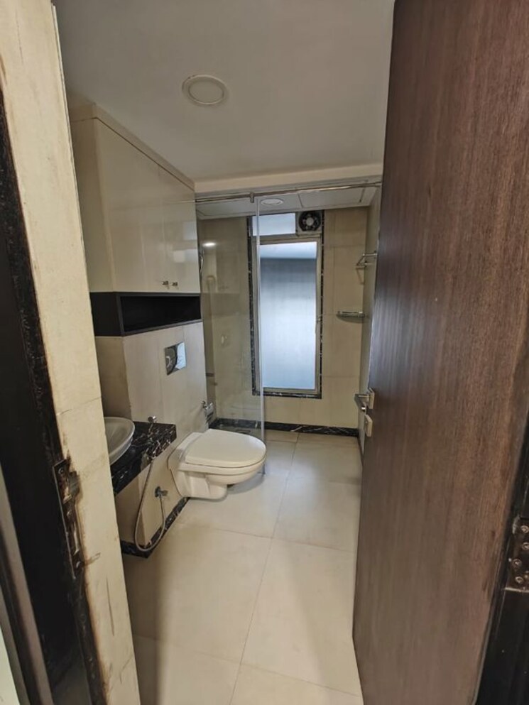 Bathroom, dheeraj-insignia 3 Bedroom 1329 Sq.Ft. Apartment In G Block Bkc Mumbai 9772316
