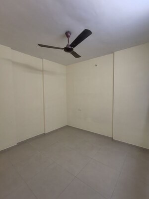 Bedroom in 2 BHK Apartment at Dosti Vihar, Samata Nagar – for Rent