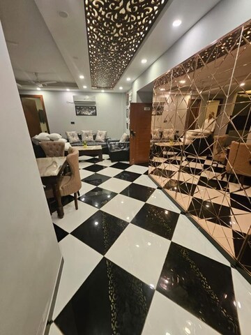 Team Area in 3 BHK Builder Floor at Malviya Nagar – for Rent