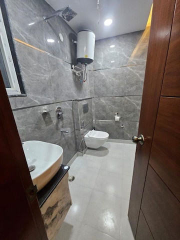 Bathroom in 3 BHK Builder Floor at Malviya Nagar – for Rent