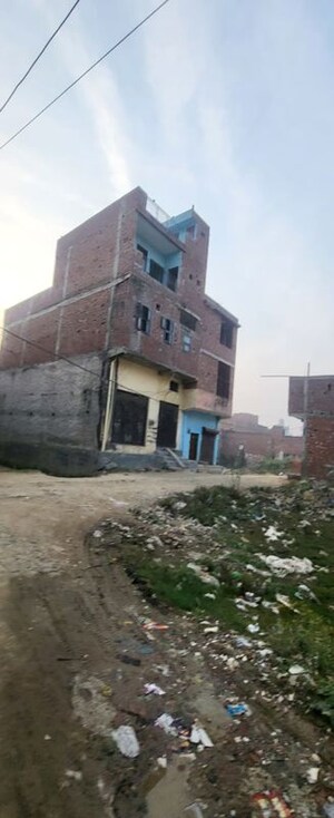  Plot For Sale in Dlf Ankur Vihar