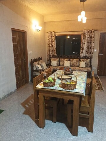 Bedroom in 6 BHK Independent House at Mashobra – for Sale