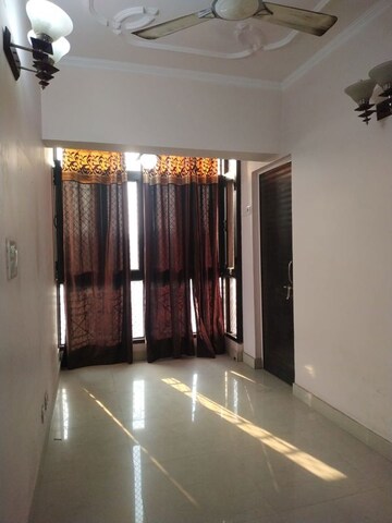 Living Room in 1 BHK Apartment at Molarband Extension – for Rent