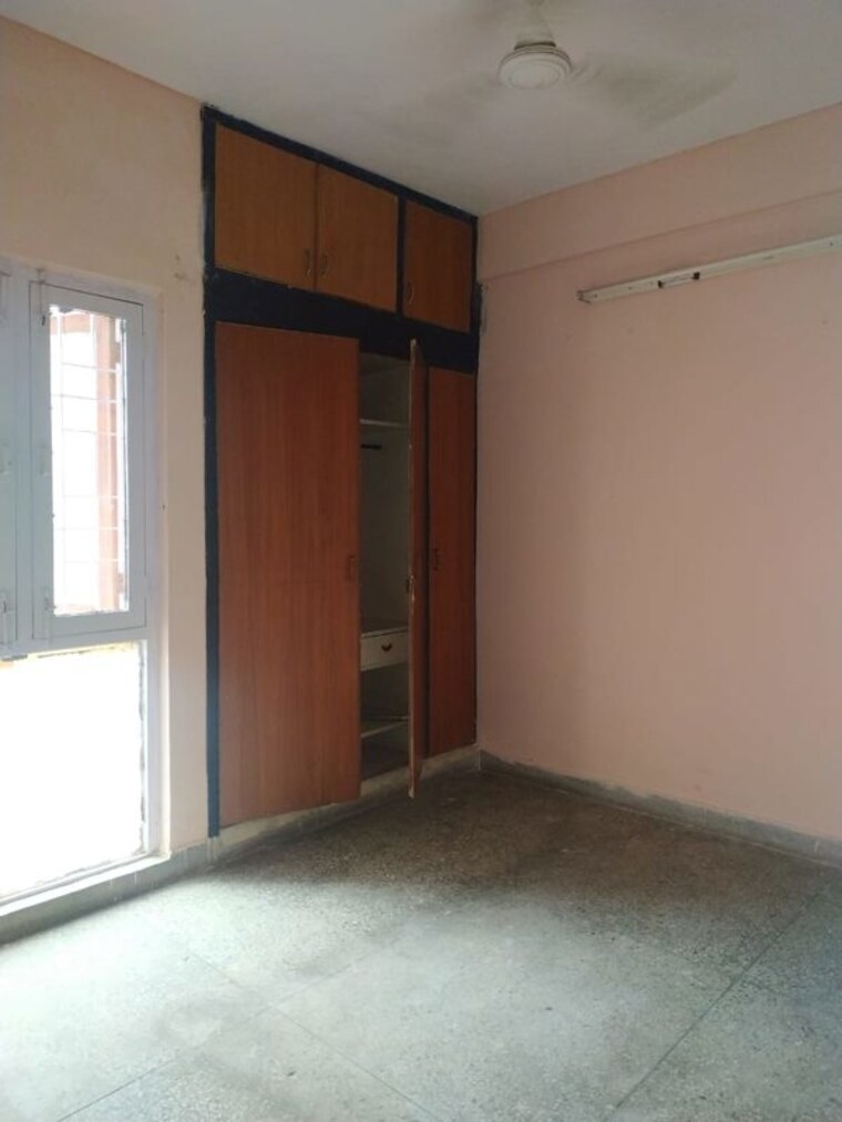 Room, jasola vihar 1 Bedroom 516 Sq.Ft. Apartment In Jasola Vihar Delhi 9774678