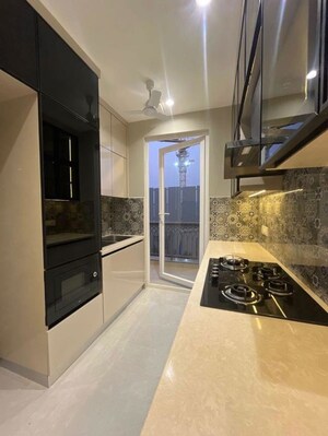 Kitchen in 3 BHK Builder Floor at Sector 63a – for Rent