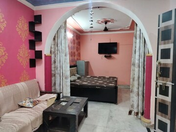 Bathroom in 1 BHK Apartment at Sarita Vihar – for Rent