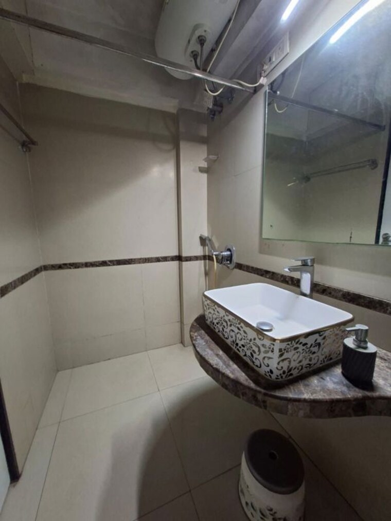 Bathroom, wadhwa-tw-gardens 2.5 Bedroom 1180 Sq.Ft. Apartment In Kandivali East Mumbai 9774685
