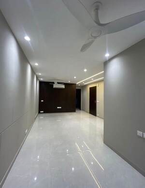 3 BHK Builder Floor For Rent in Sector 63a