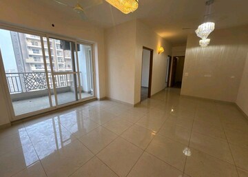 Room in 4 BHK Apartment at ABA Ivy County, Sector 75 – for Rent