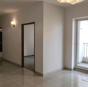 Room in 3 BHK Apartment at ABA Ivy County, Sector 75 – for Rent