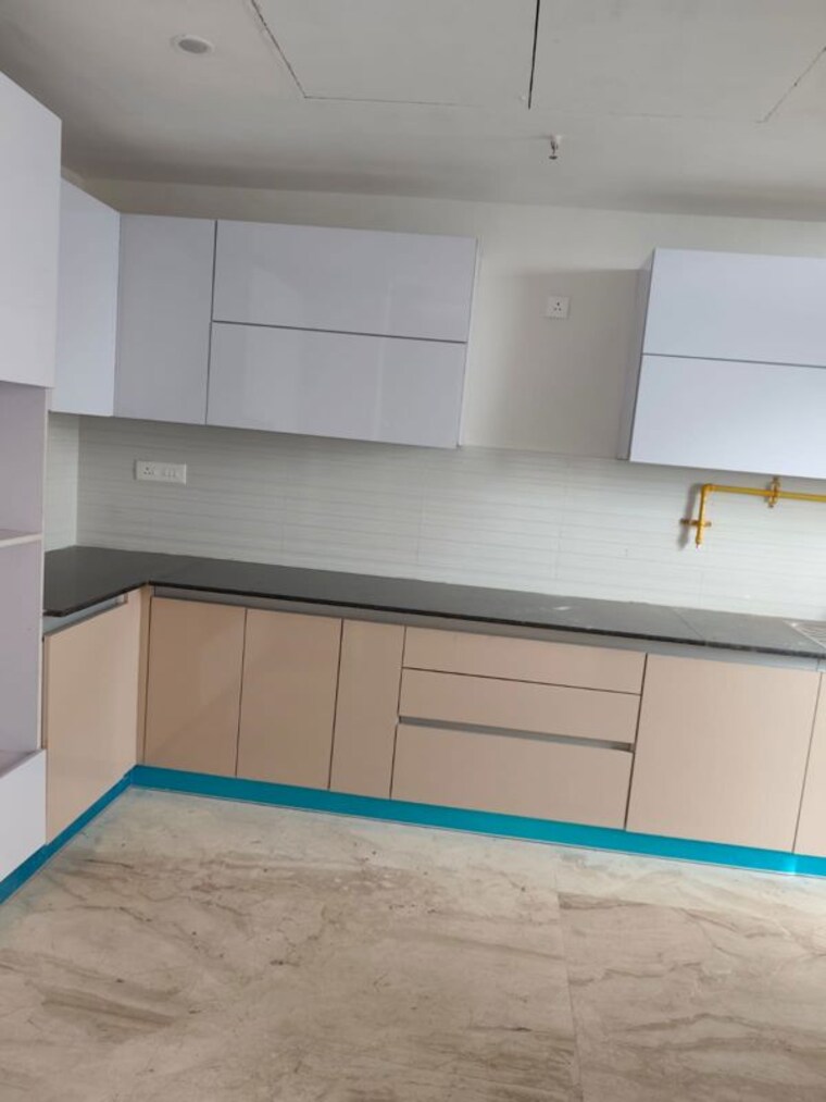 Kitchen, mahagun-mezzaria 4 Bedroom 3525 Sq.Ft. Apartment In Sector 78 Noida 9774709