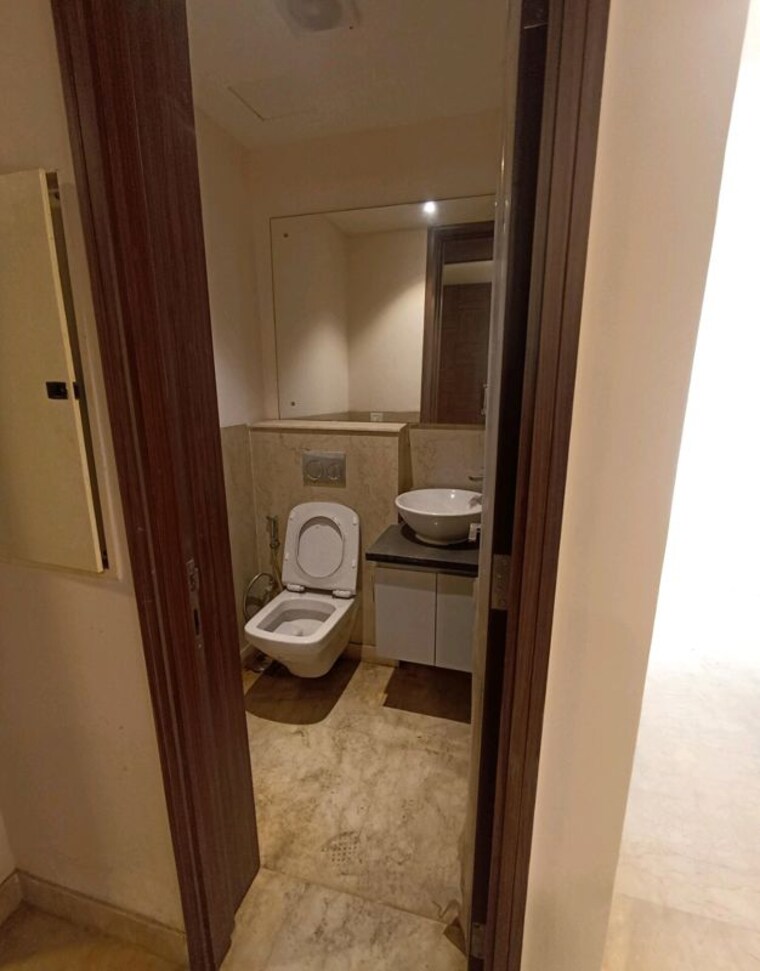 Bathroom, tgb-meghdutam 4 Bedroom 3350 Sq.Ft. Apartment In Sector 50 Noida 9774714