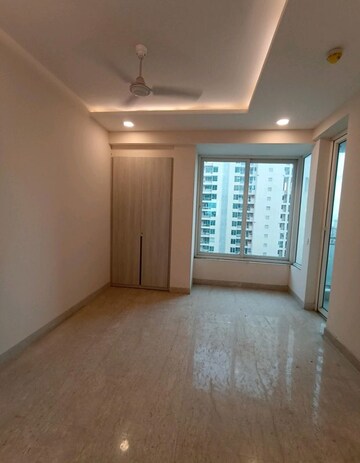 Room in 4 BHK Apartment at TGB Meghdutam, Sector 50 – for Rent
