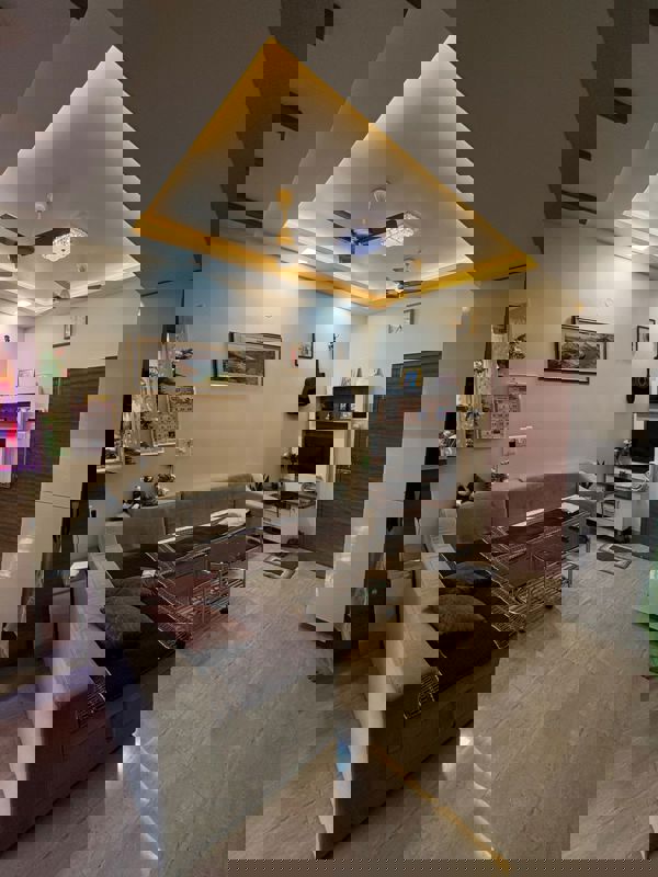 2.5 BHK Apartment For Sale in Kalpataru Towers