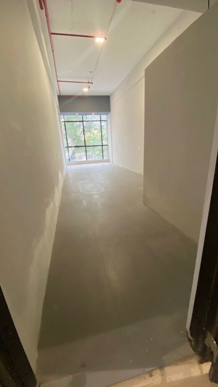 Room, mahavir-majesty Commercial Office Space 363 Sq.Ft. In Kandivali West Mumbai 9774780