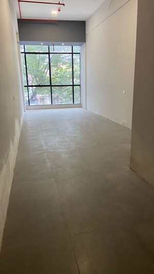 Room in  Office Space at Mahavir Majesty, Kandivali West – for Rent