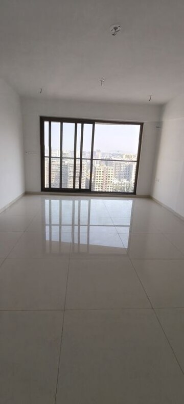 Room in 3 BHK Apartment at Naman Habitat, Andheri West – for Sale