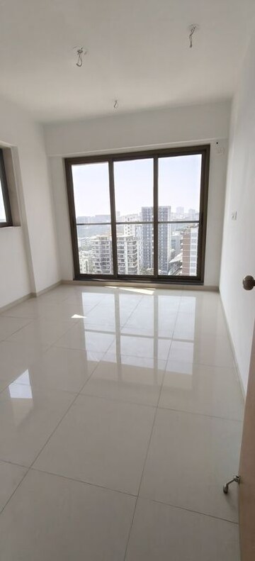 Room in 2 BHK Apartment at Naman Habitat, Andheri West – for Sale