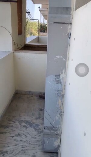 Bathroom in 3 BHK Apartment at Mansarovar – for Rent