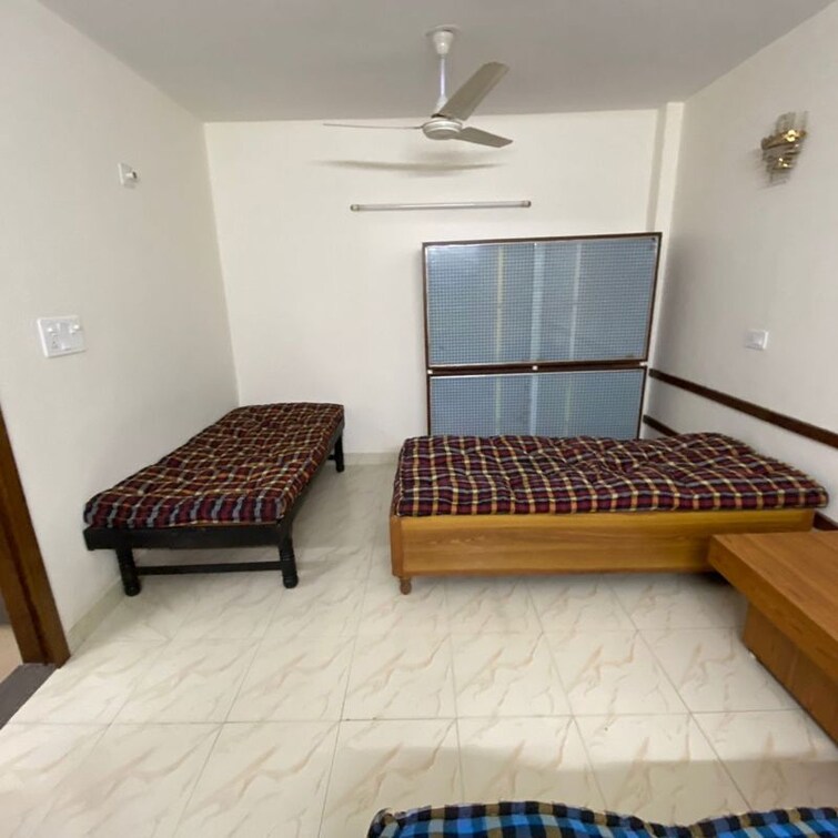 Living Room, gautam nagar 1 Bedroom 70 Sq.Yd. Builder Floor In Gautam Nagar Delhi 9774942