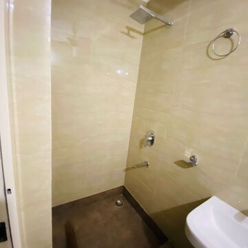 Bathroom in 1 BHK Builder Floor at Gautam Nagar – for Rent