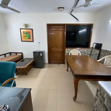 Team Area in 1 BHK Builder Floor at Gautam Nagar – for Rent