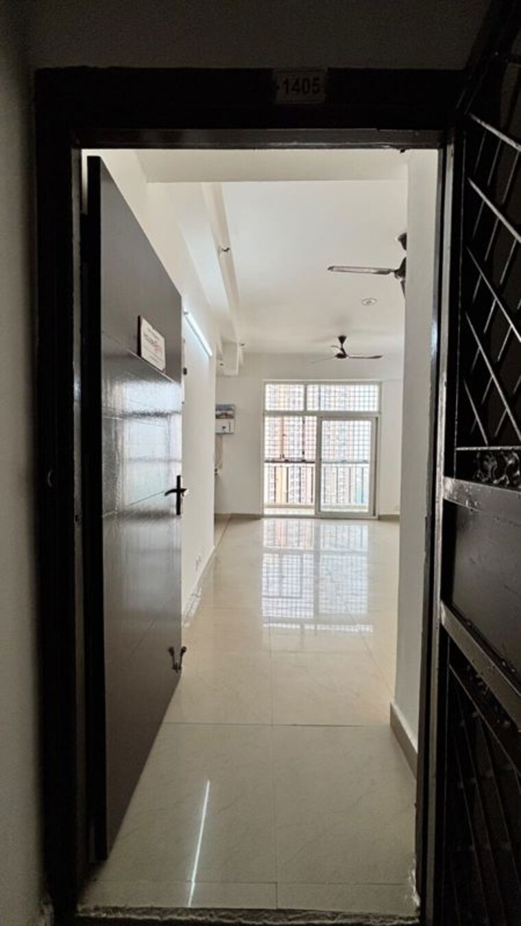 Bathroom, gaur-city-2-14th-avenue 2 Bedroom 1040 Sq.Ft. Apartment In Sector 16c Greater Noida Greater Noida 9774955