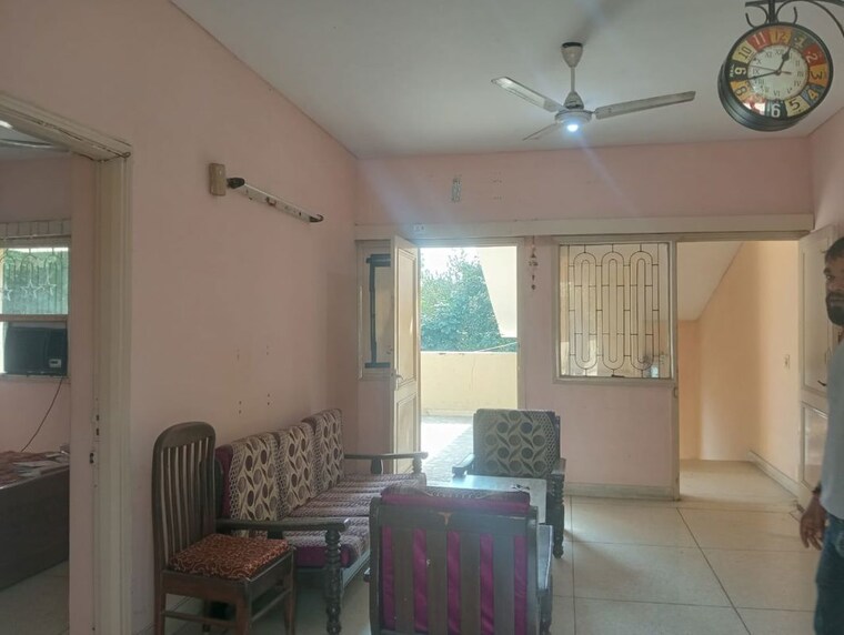 Living Room, saket 1 Bedroom 500 Sq.Ft. Villa In Saket Delhi 9774966