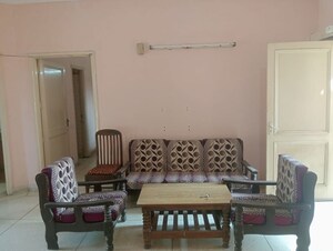 Living Room in 1 BHK Villa at Saket – for Rent