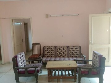 Living Room in 1 BHK Villa at Saket – for Rent